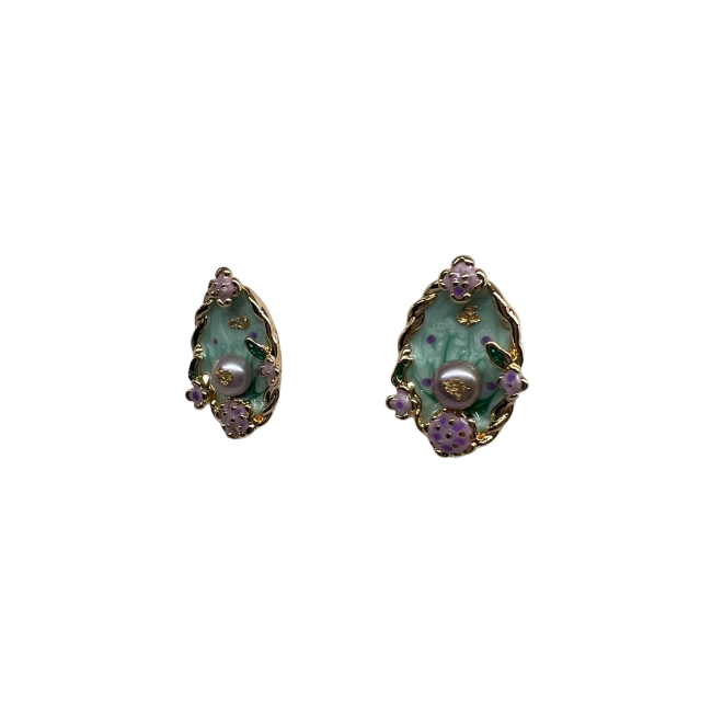 Vintage Oval Stud Earrings For Women Gold Tone Dainty Pearl Statement Earrings