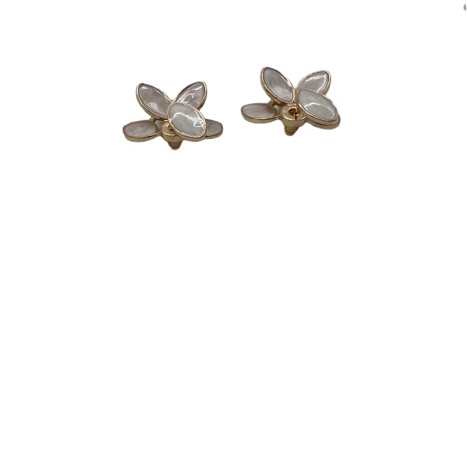 Vintage White Leaves Stud Earrings For Women Gold Tone Dainty Statement Earrings